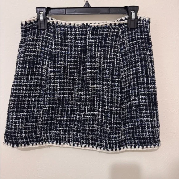 Veronica Beard Tweed Blazer Skirt Suit - Picture 10 of 12